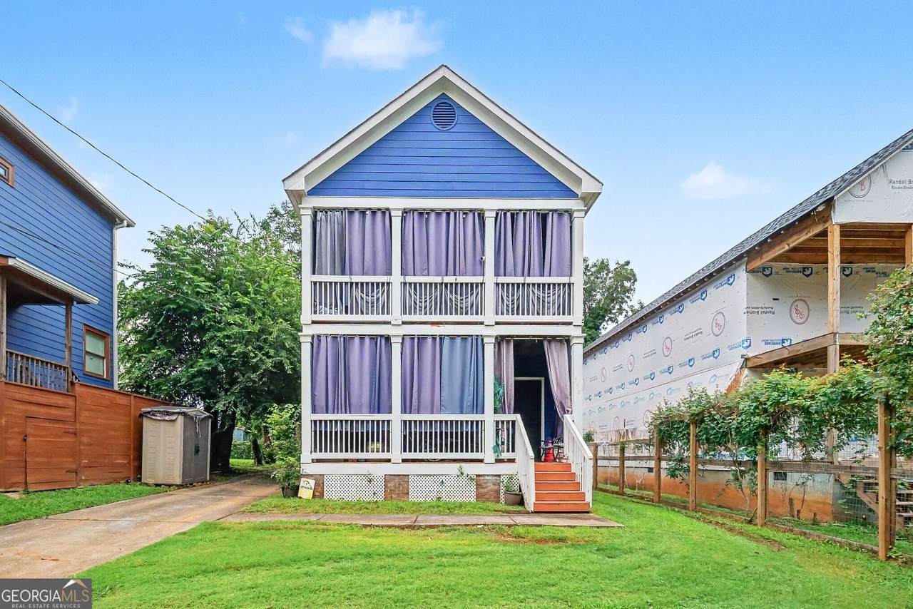 594 Parsons Street - Photo 1