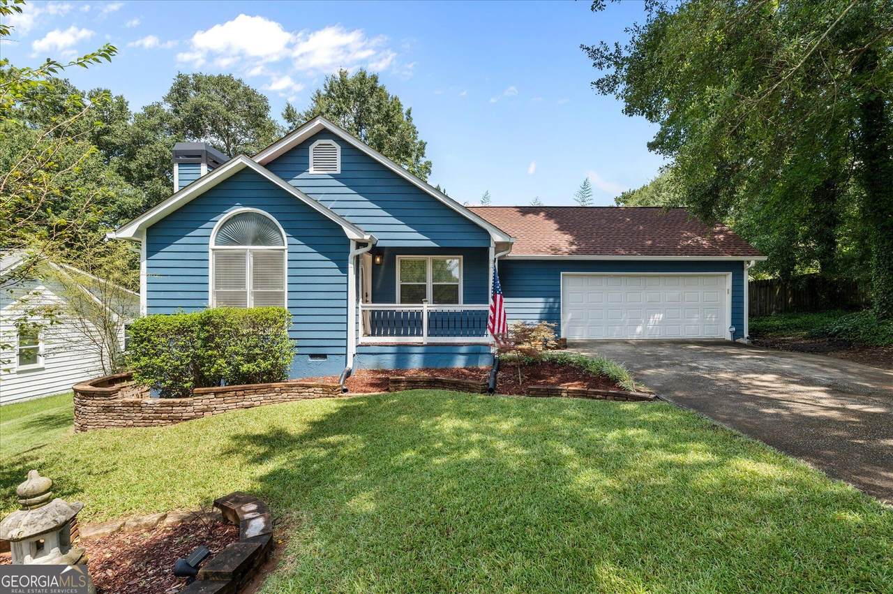 101 Mallard Ln - Photo 1