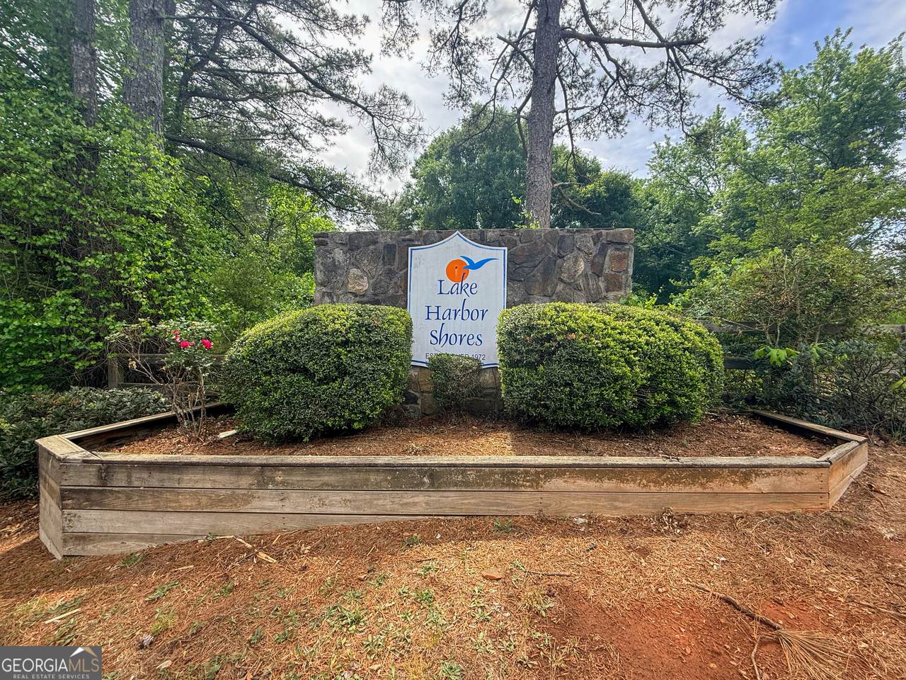99 Lake Harbor Trail - Photo 1