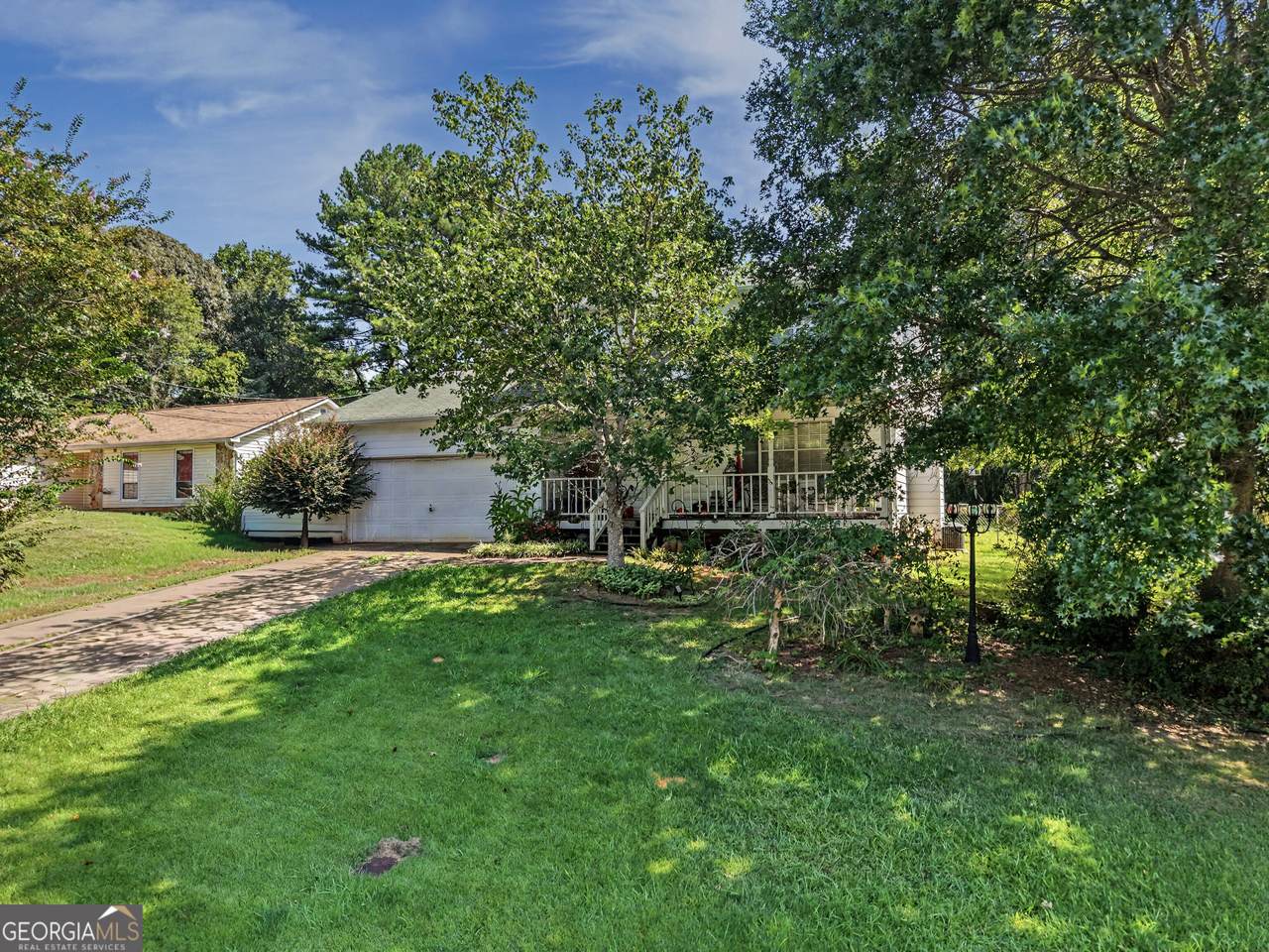 195 Kingsport Drive - Photo 1