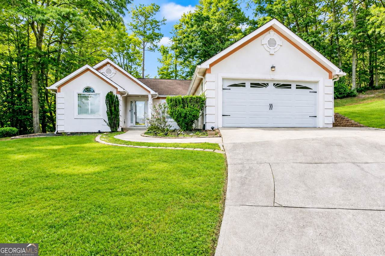 1005 Reunion Place - Photo 1