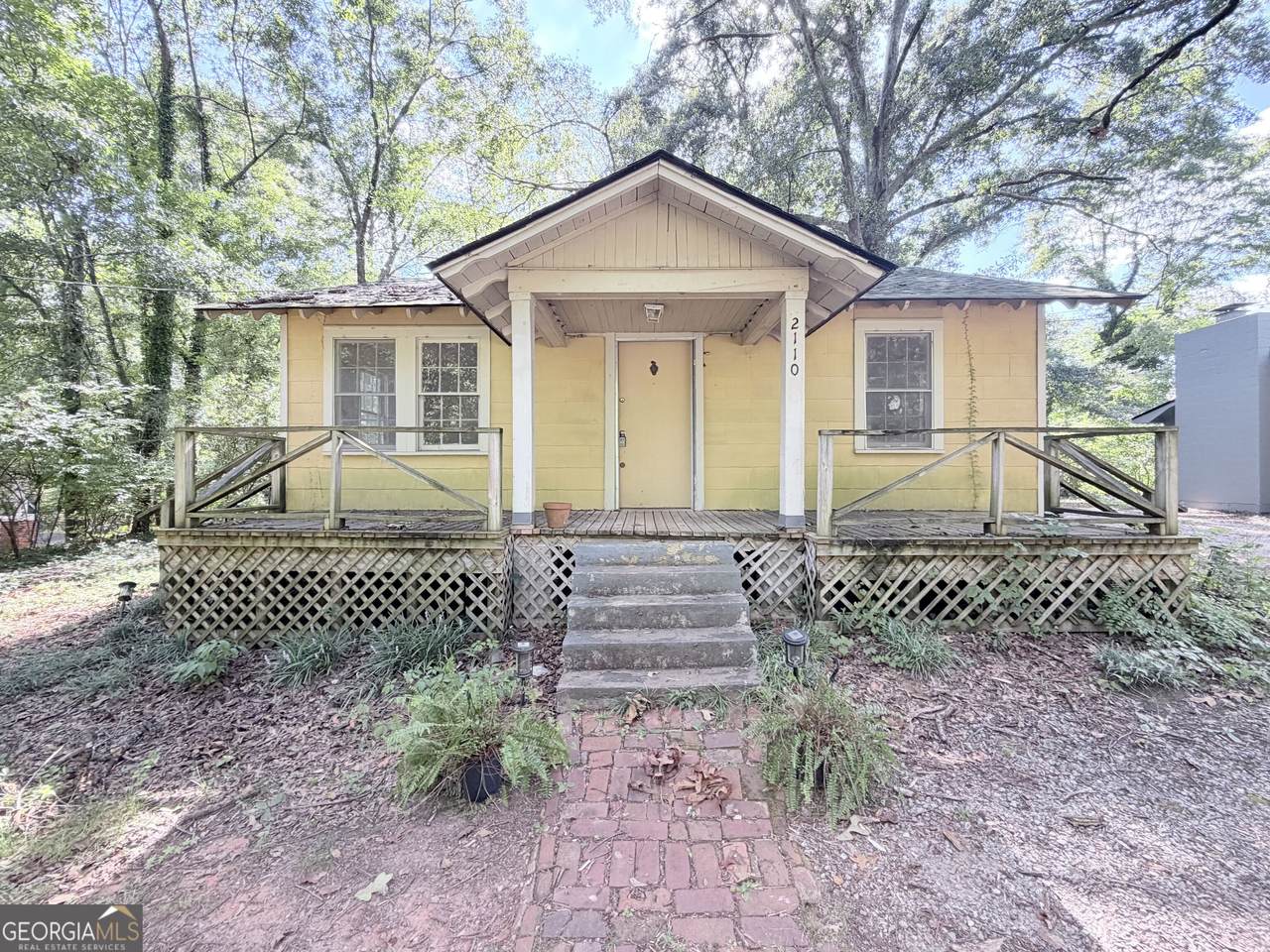 2110 Lumpkin Street - Photo 1