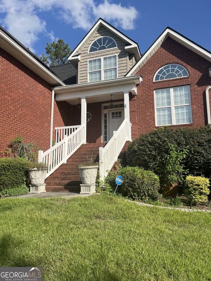 153 Mcclain Circle - Photo 1