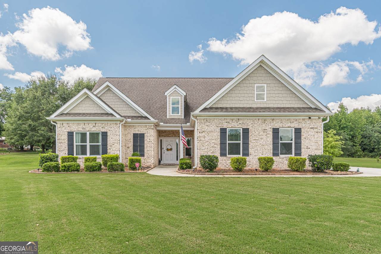 1126 Birchwood Drive - Photo 1