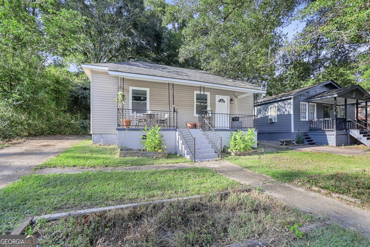 203 Crovat Street - Photo 1