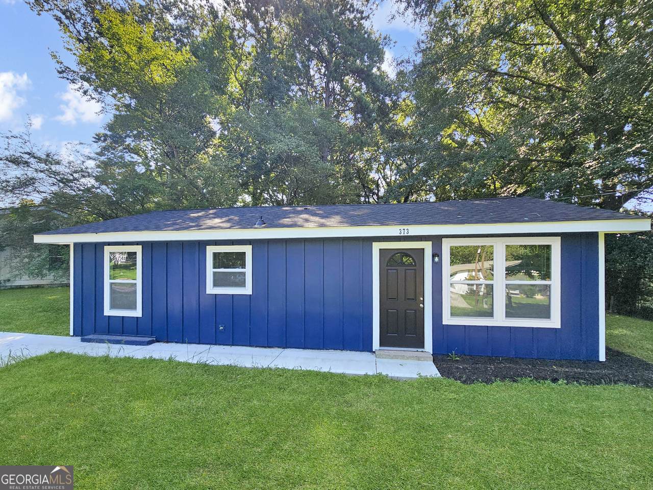 373 Floyd Street - Photo 1