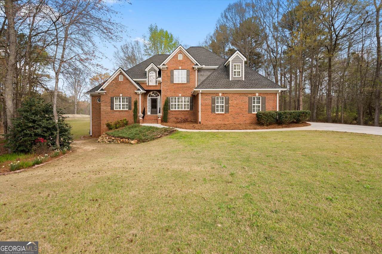304 Pinehurst Way - Photo 1