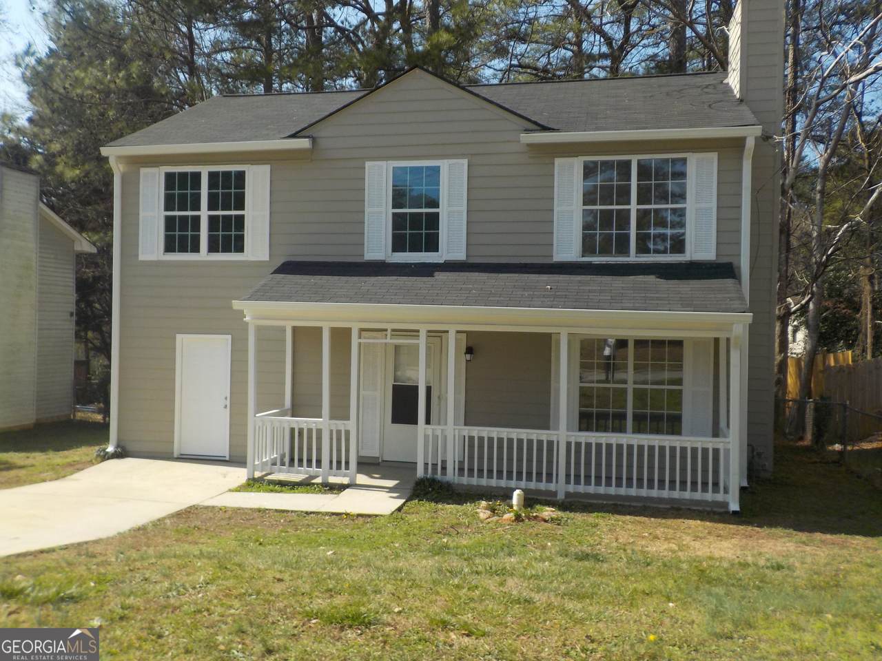 2169 Victoria Place - Photo 1
