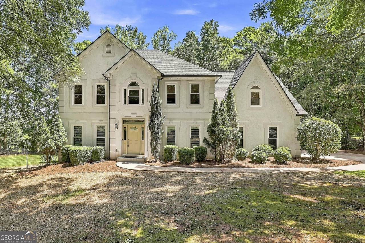 135 Golden Glen Way - Photo 1