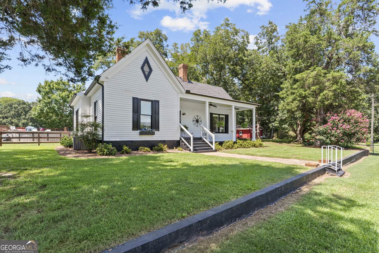 2852 Dixie Road - Photo 1