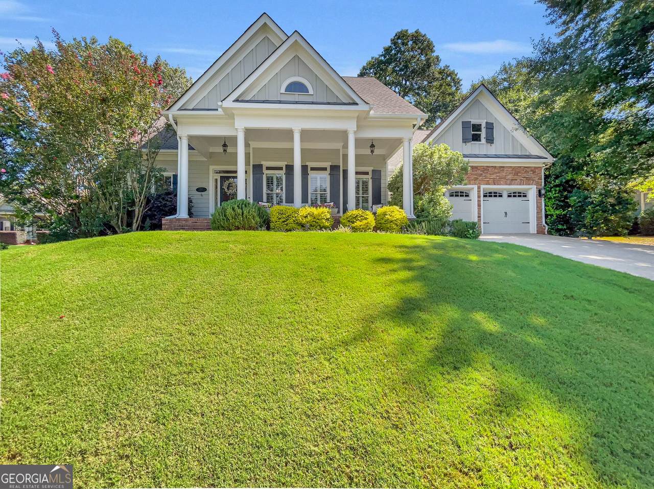 1030 Woodberry Drive - Photo 1