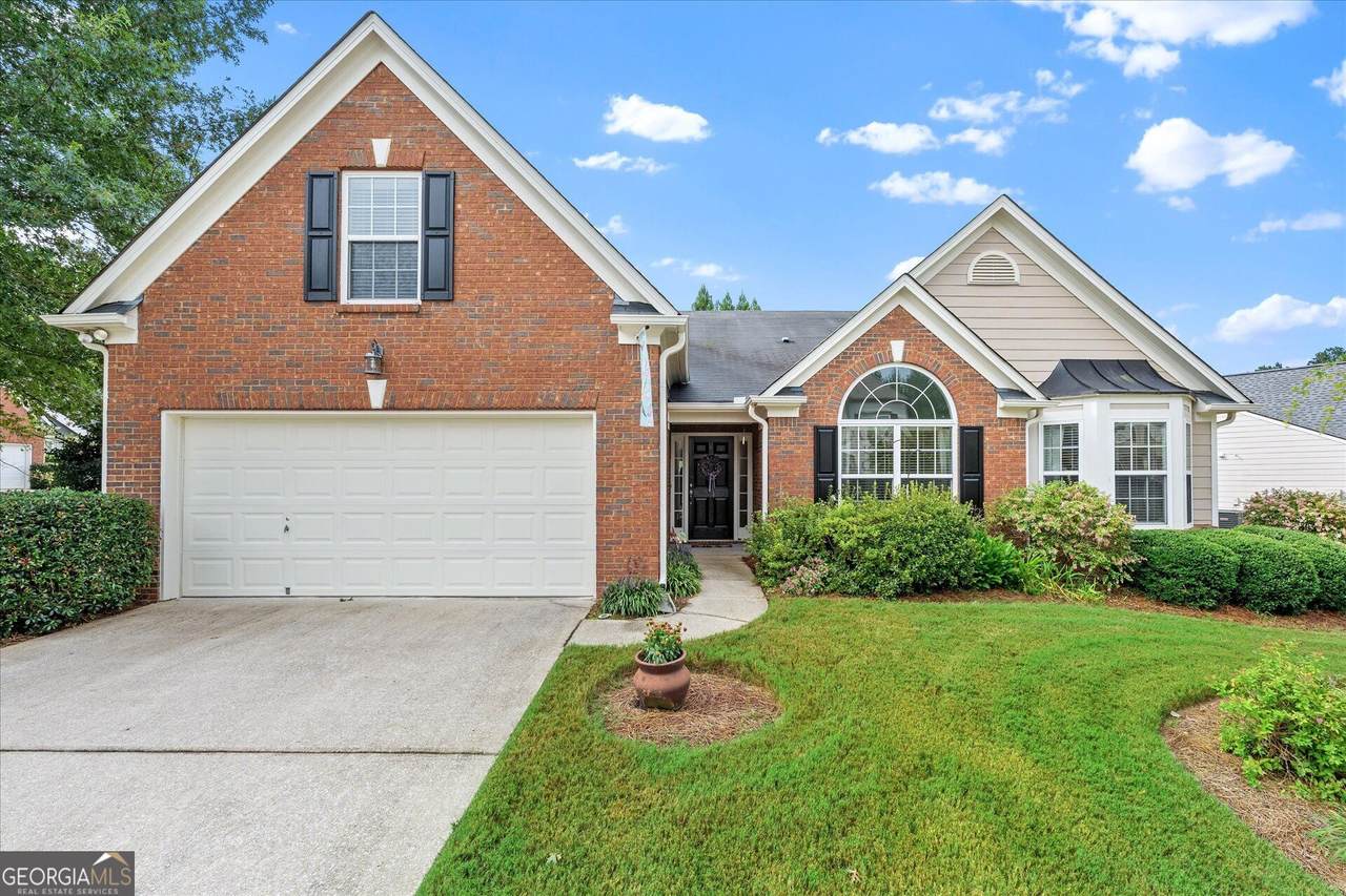 1092 Creek Drive - Photo 1