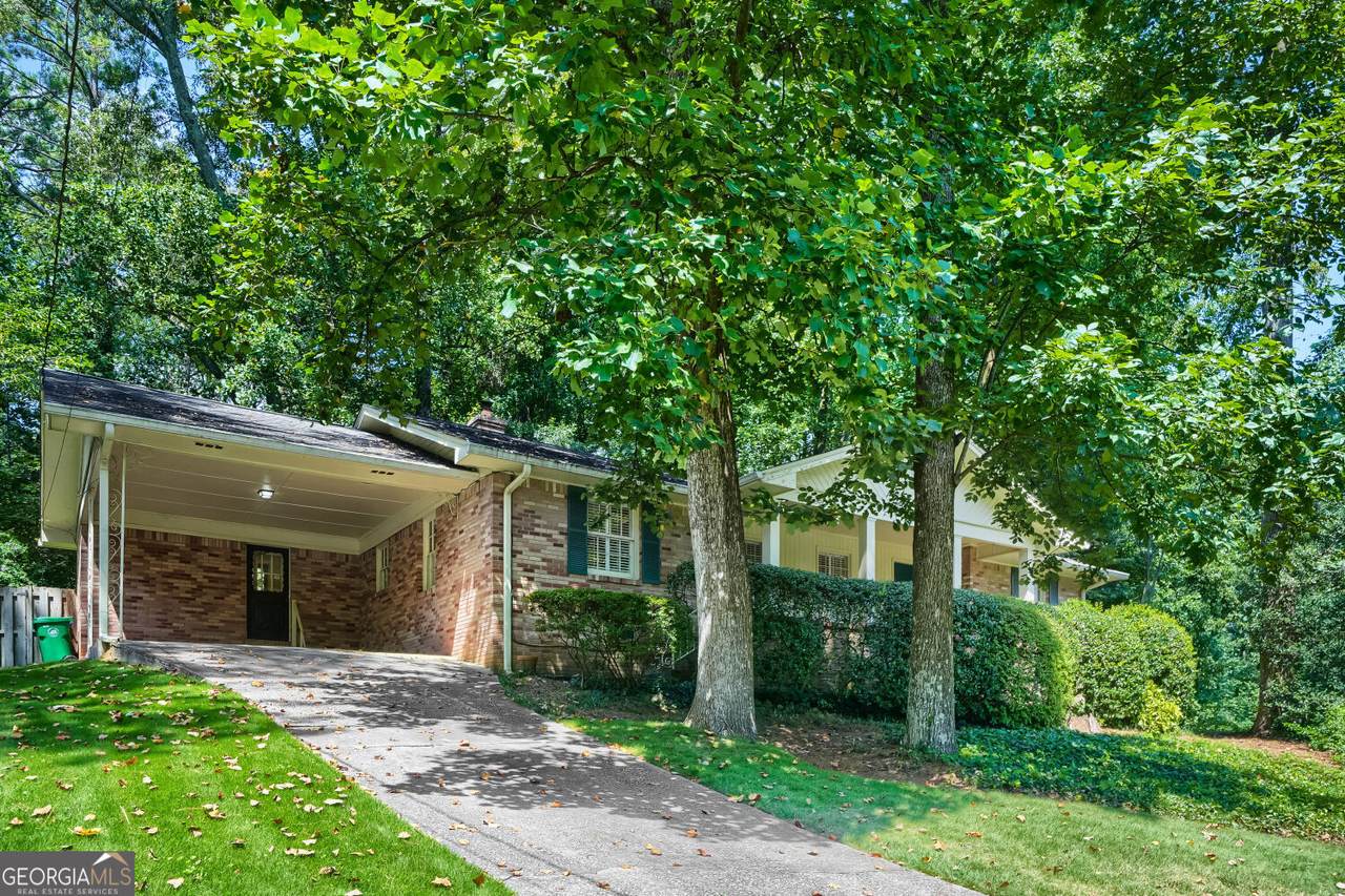 2737 Overlook Drive - Photo 1