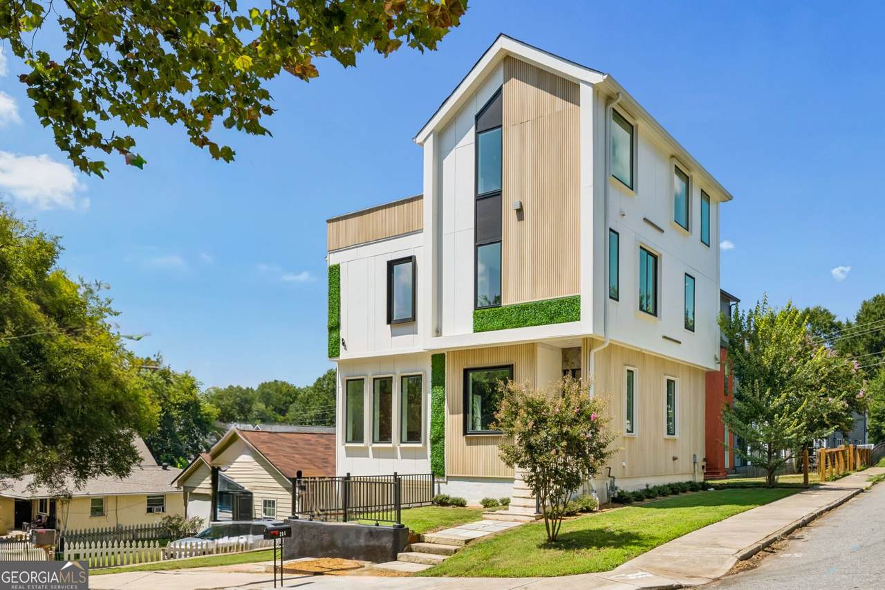204 South Avenue - Photo 1