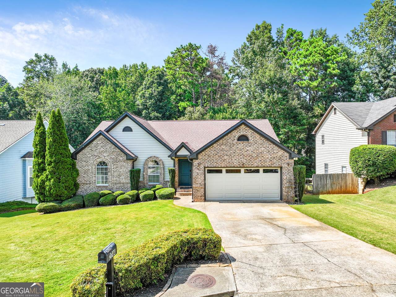 2744 Sterling Drive - Photo 1