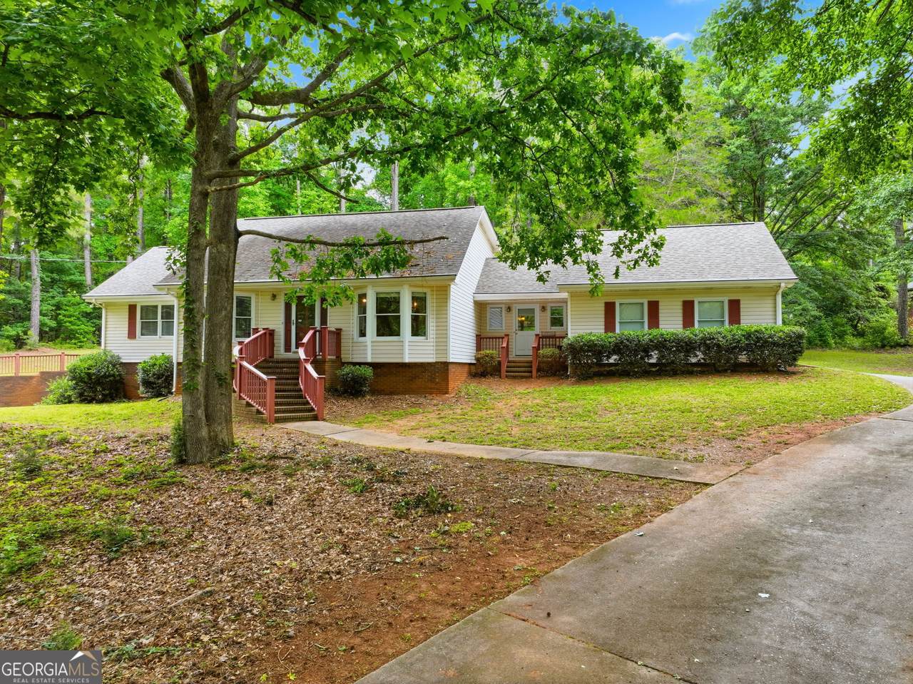 2692 Abbey Ridge Road - Photo 1