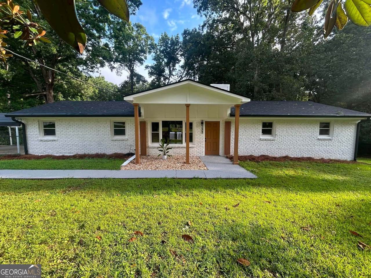 1018 Oakton Drive - Photo 1