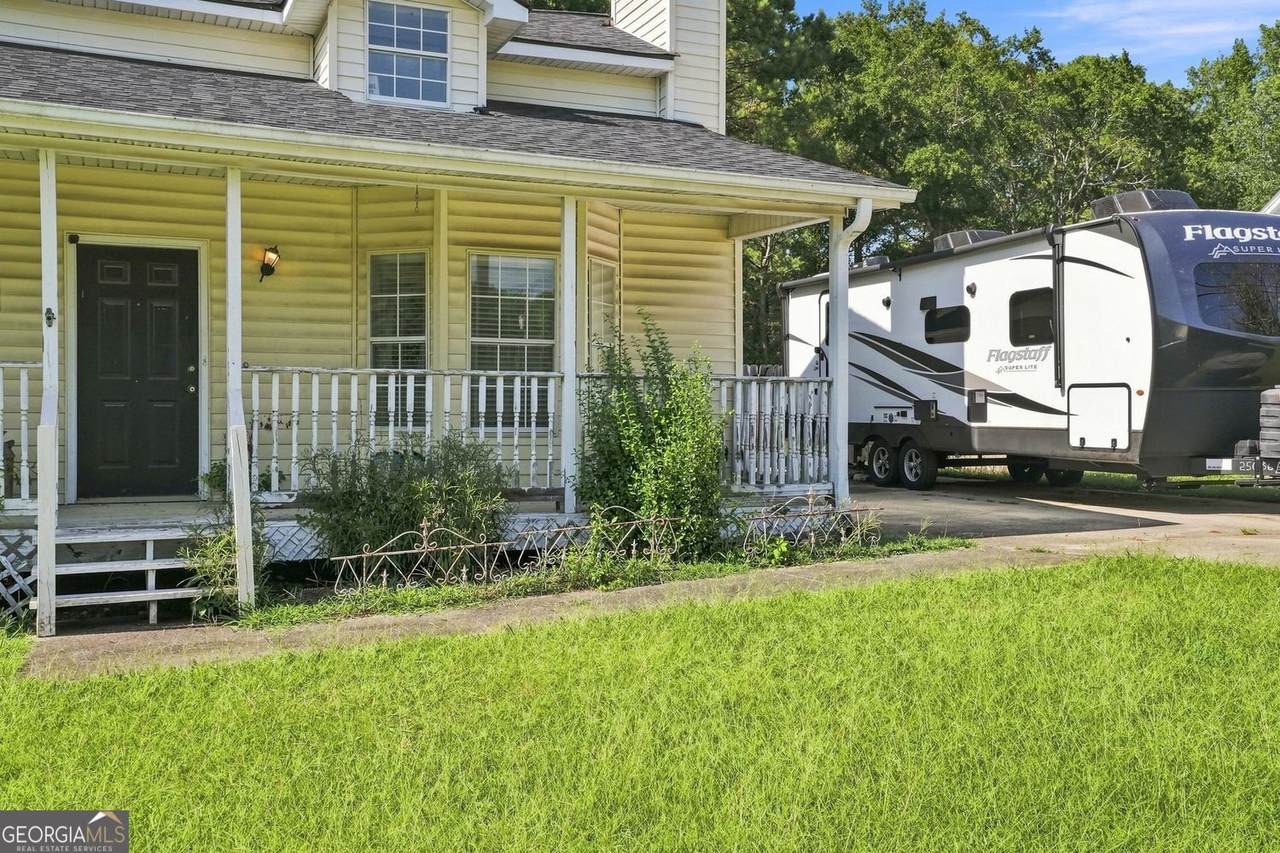 2152 Red Rose Lane - Photo 1