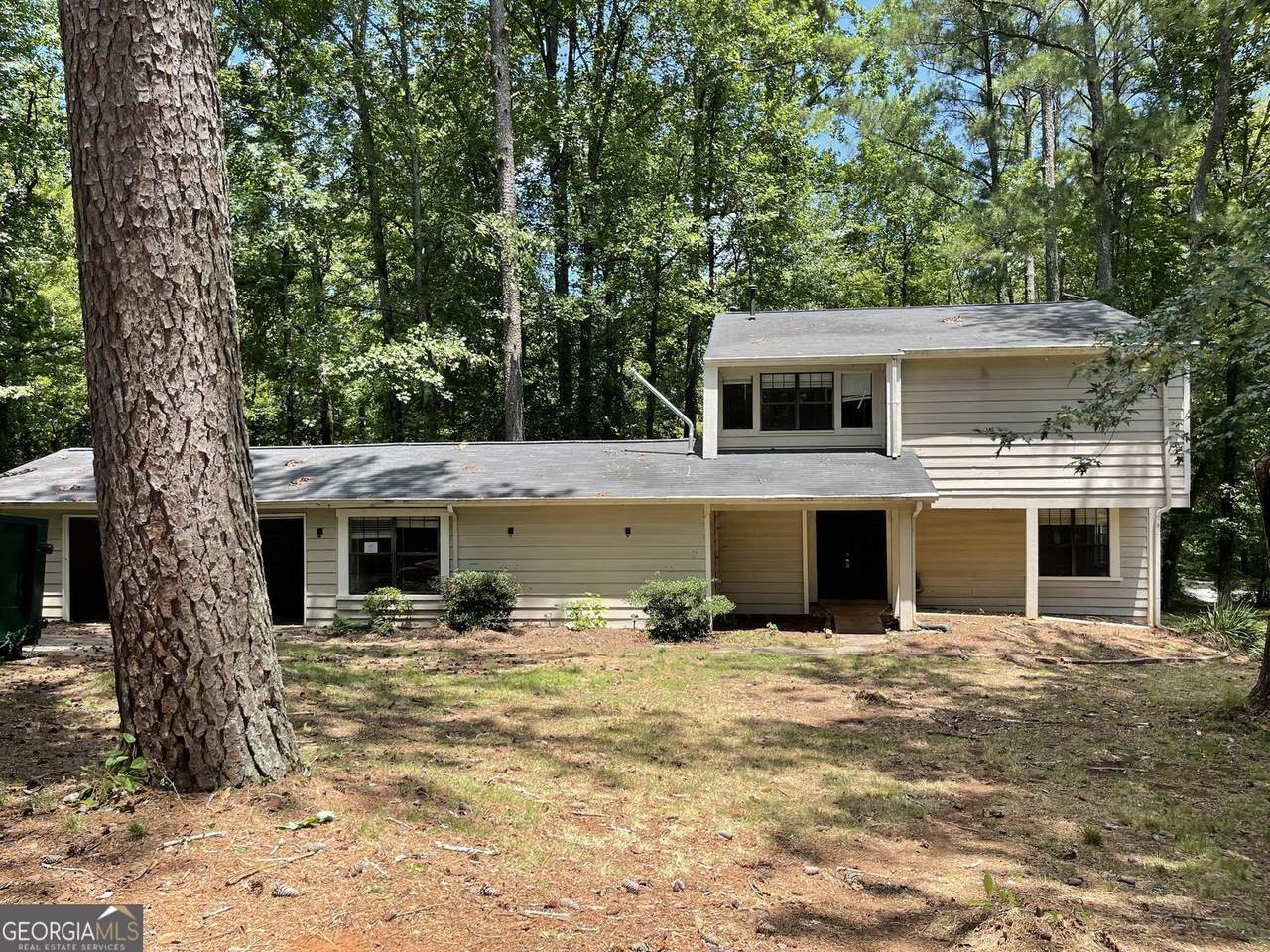 6859 Parkwood Court - Photo 1