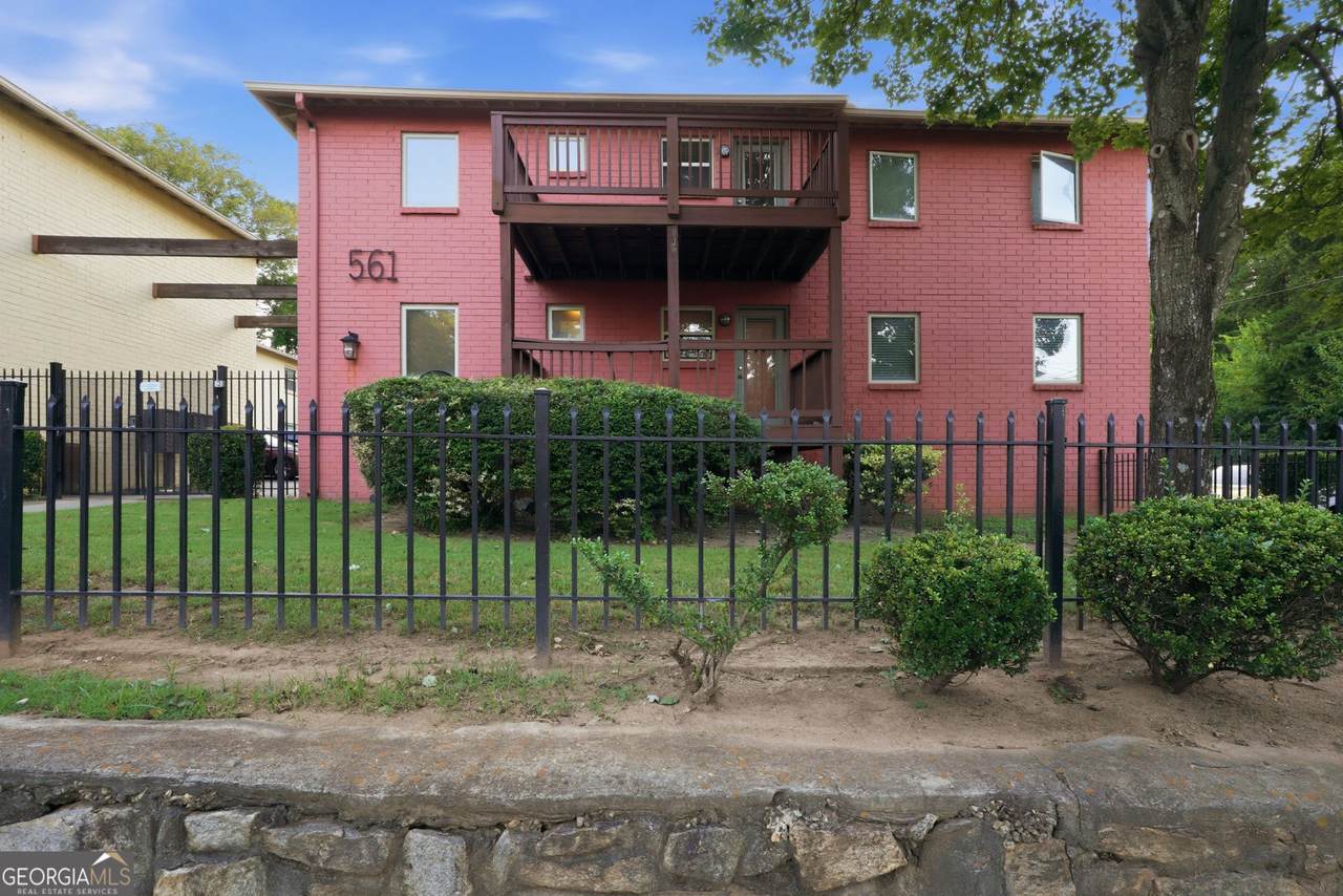 561 Formwalt Street - Photo 1