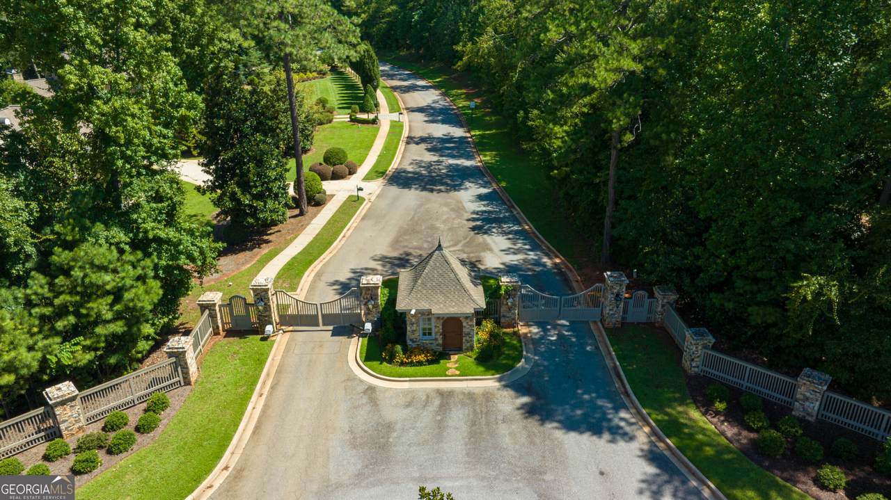 153 Camden Trace - Photo 1