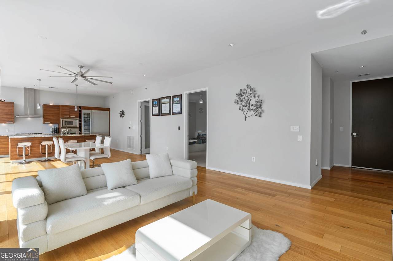 45 Ivan Allen Jr Boulevard - Photo 1