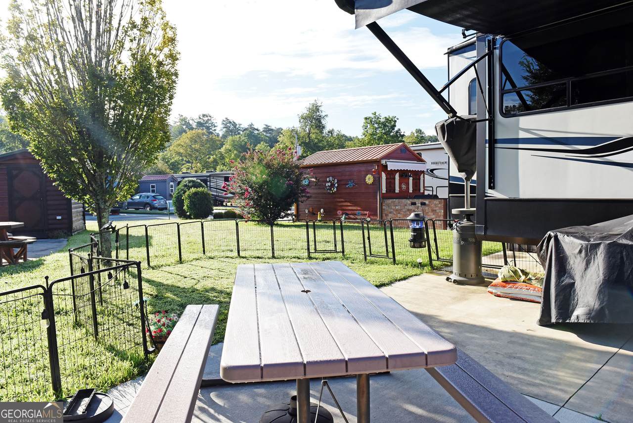 17 Mountain Vista Road - Photo 1