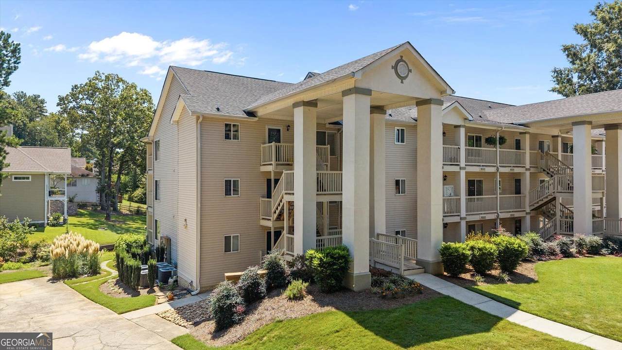 706 Berry Court - Photo 1