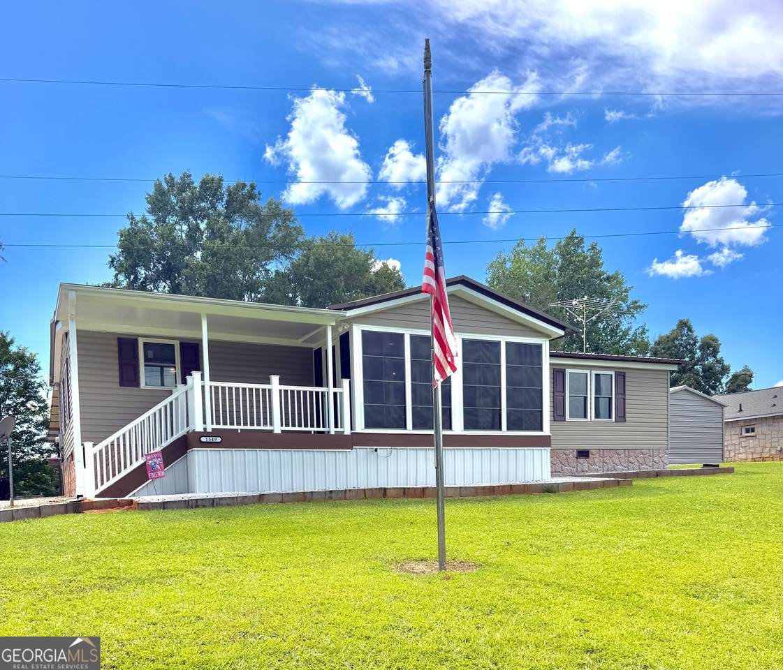 1549 Greenfield - Photo 1