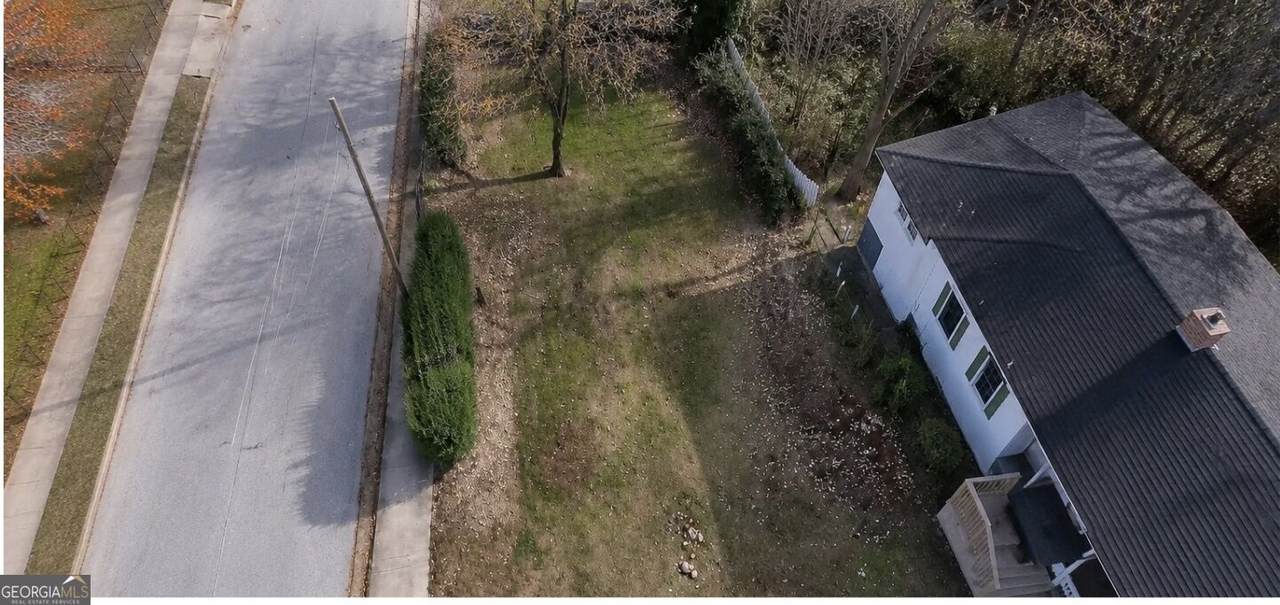 942 Dewey Street - Photo 1