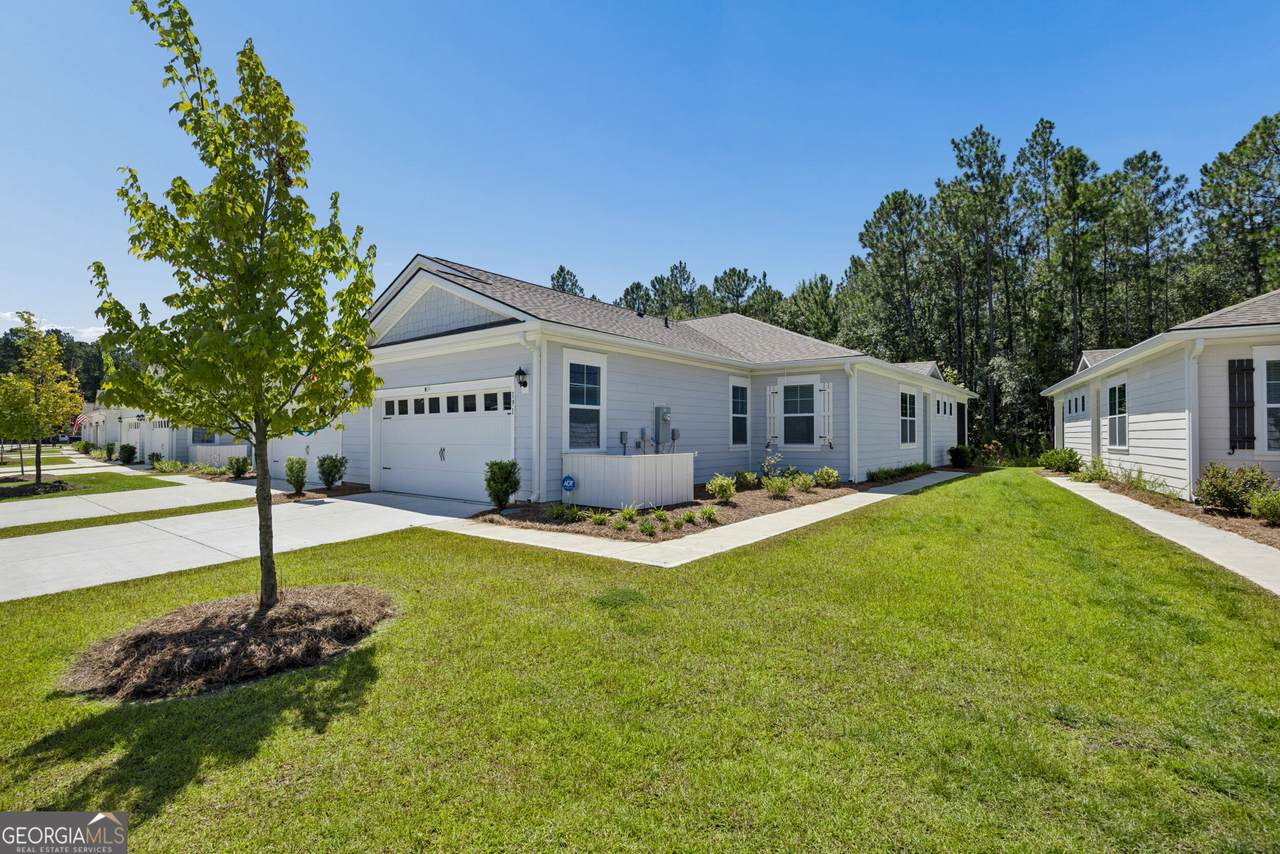 191 Holloway Hill - Photo 1