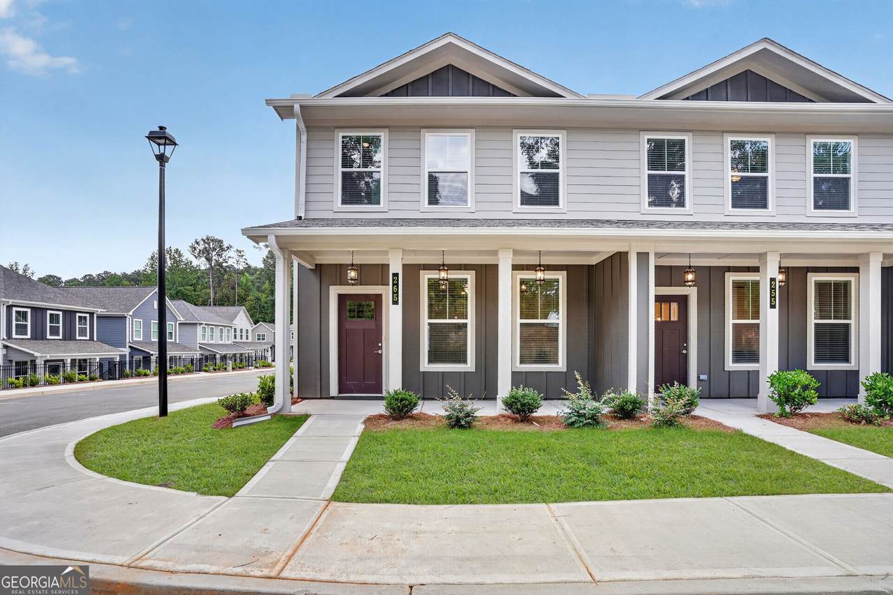265 Maddux Street - Photo 1