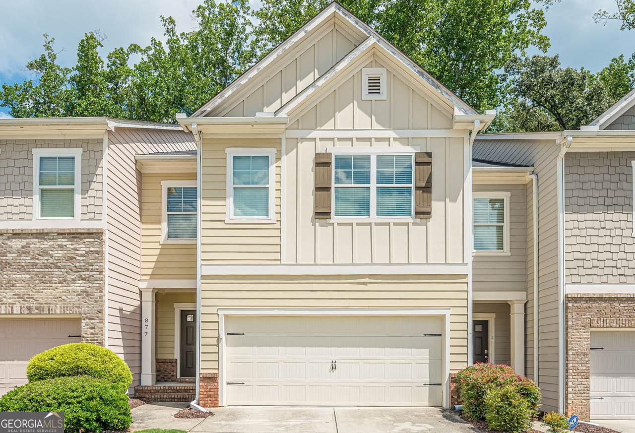 877 Whittington Parkway - Photo 1
