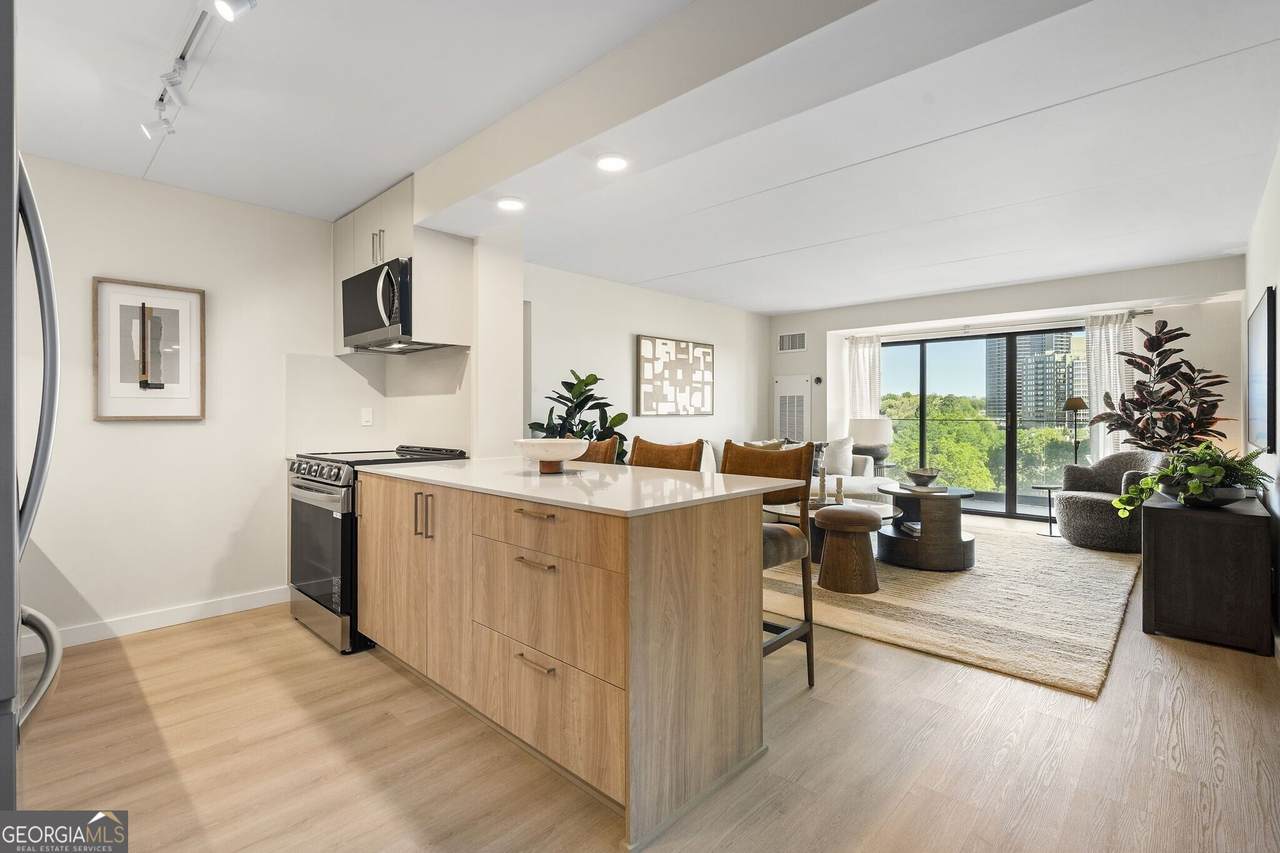 2460 Peachtree Road - Photo 1