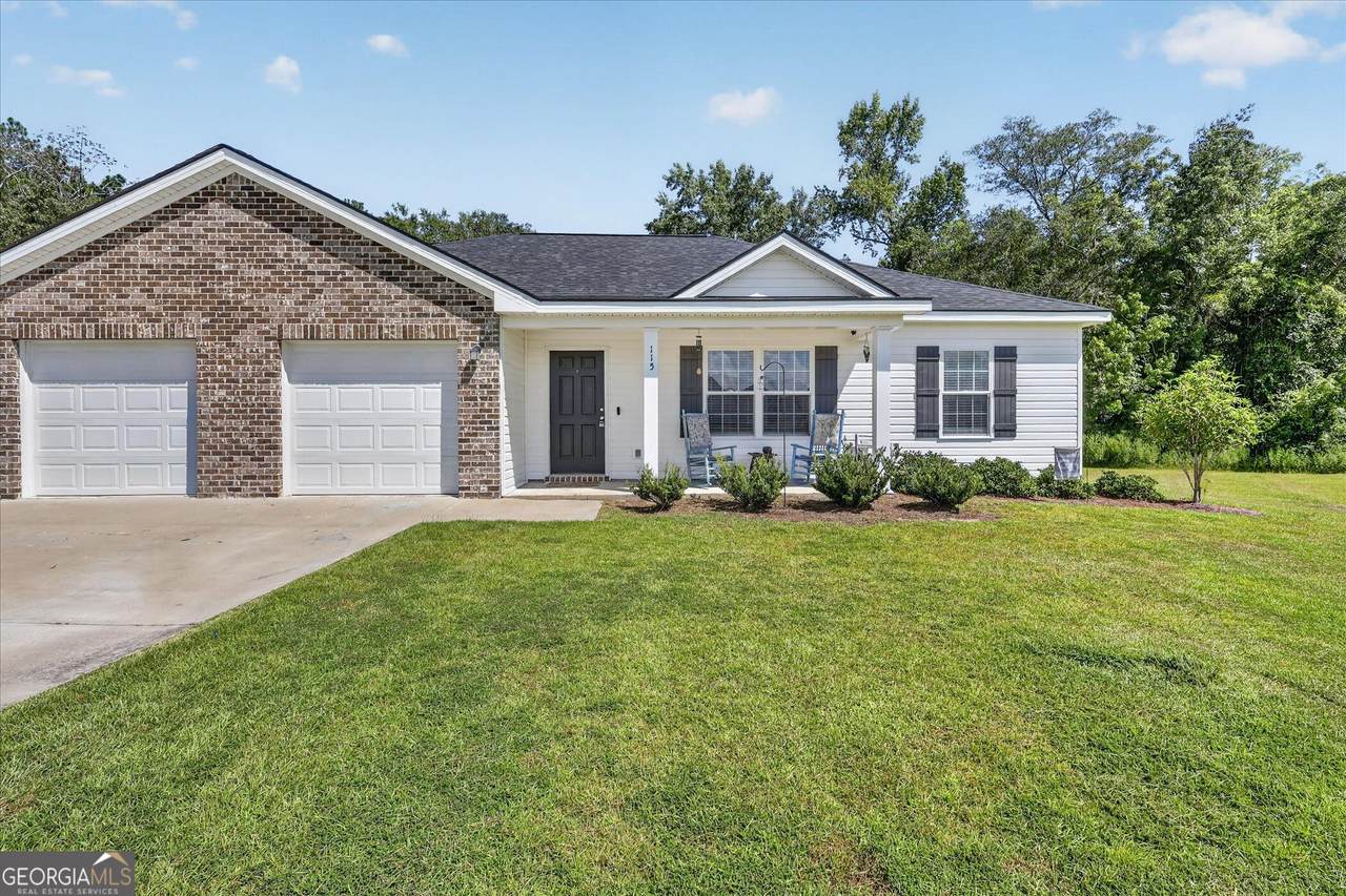 115 Callaway Crescent - Photo 1