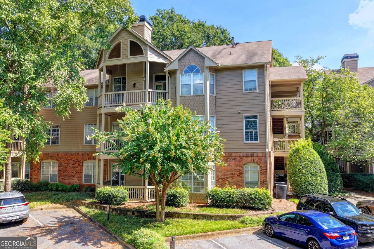 1303 Mcgill Park Avenue - Photo 1