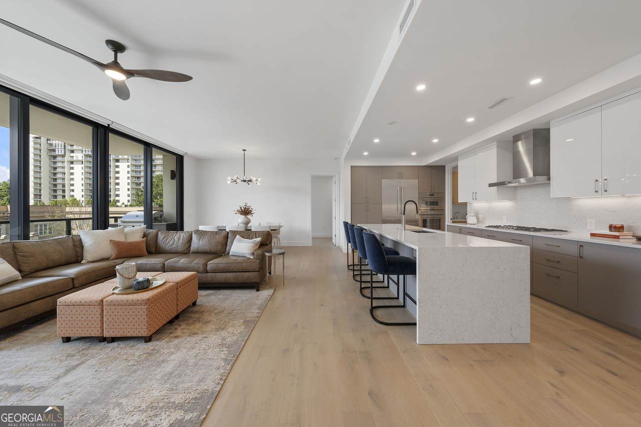 2425 Peachtree Road - Photo 1