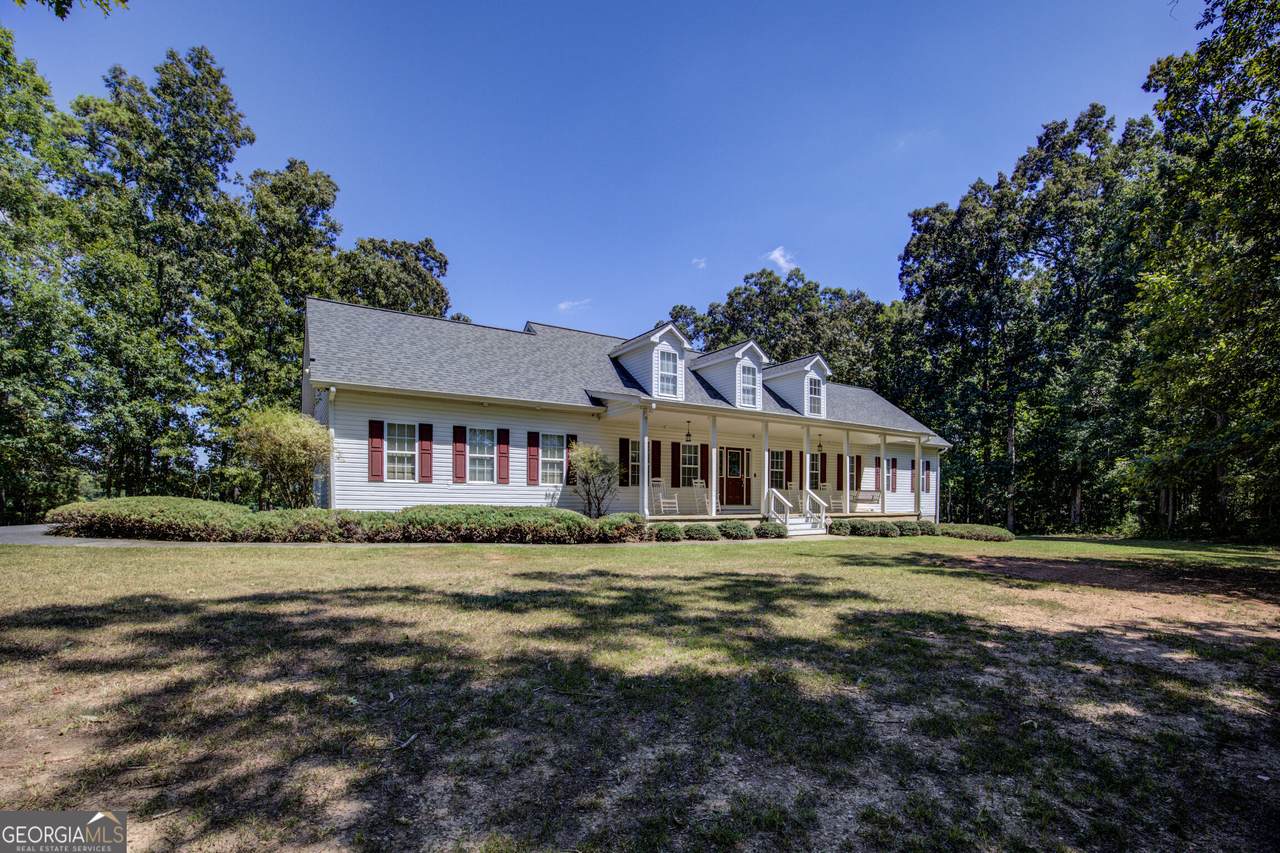 131 Washington Road - Photo 1