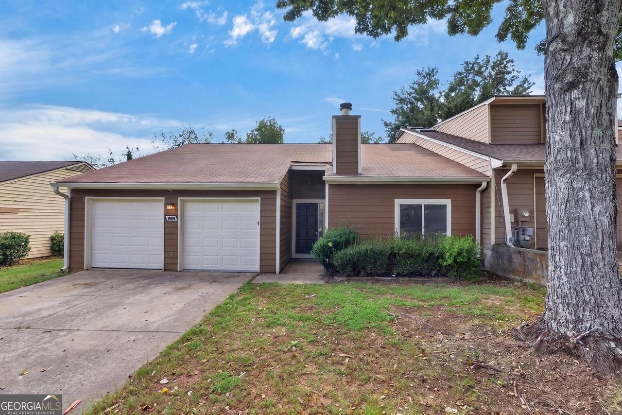 1555 Burnstone Drive - Photo 1