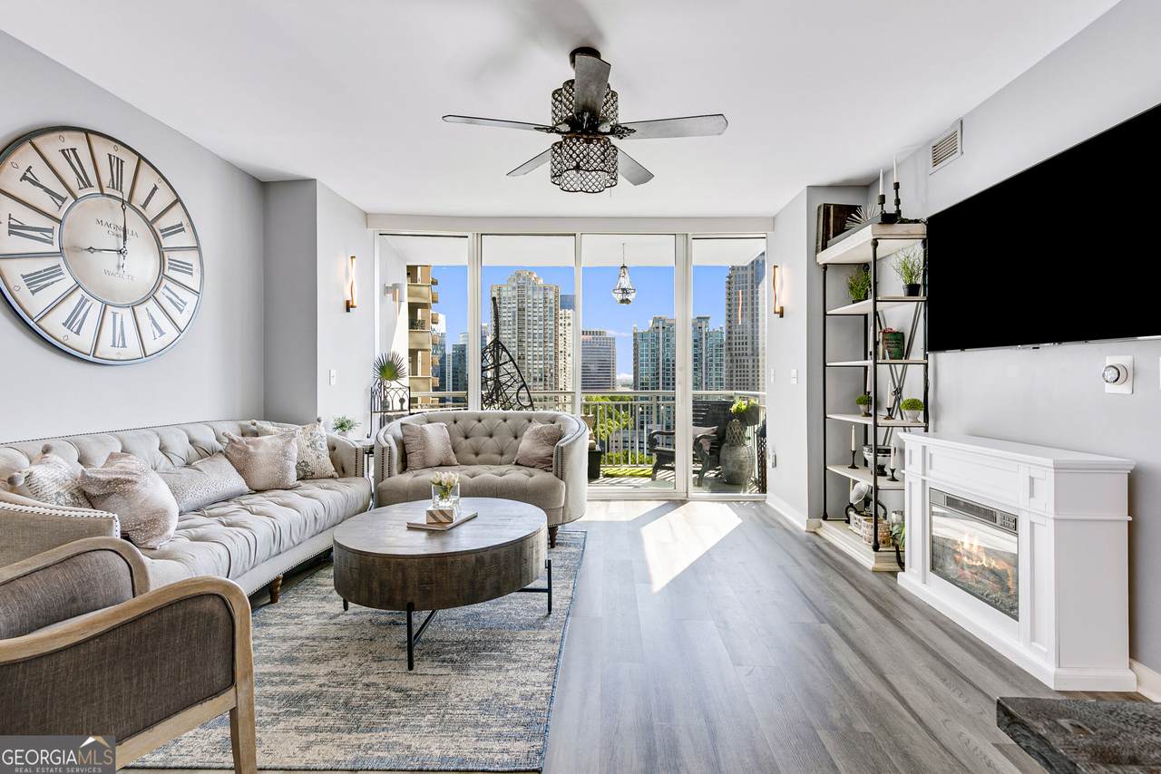 3338 Peachtree Road - Photo 1