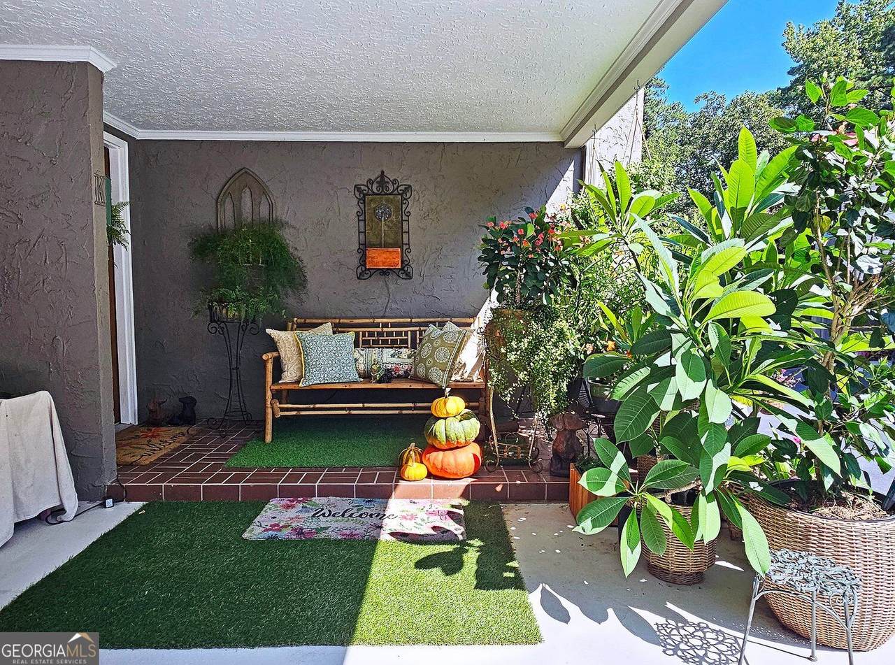 510 Ponce De Leon Avenue - Photo 1