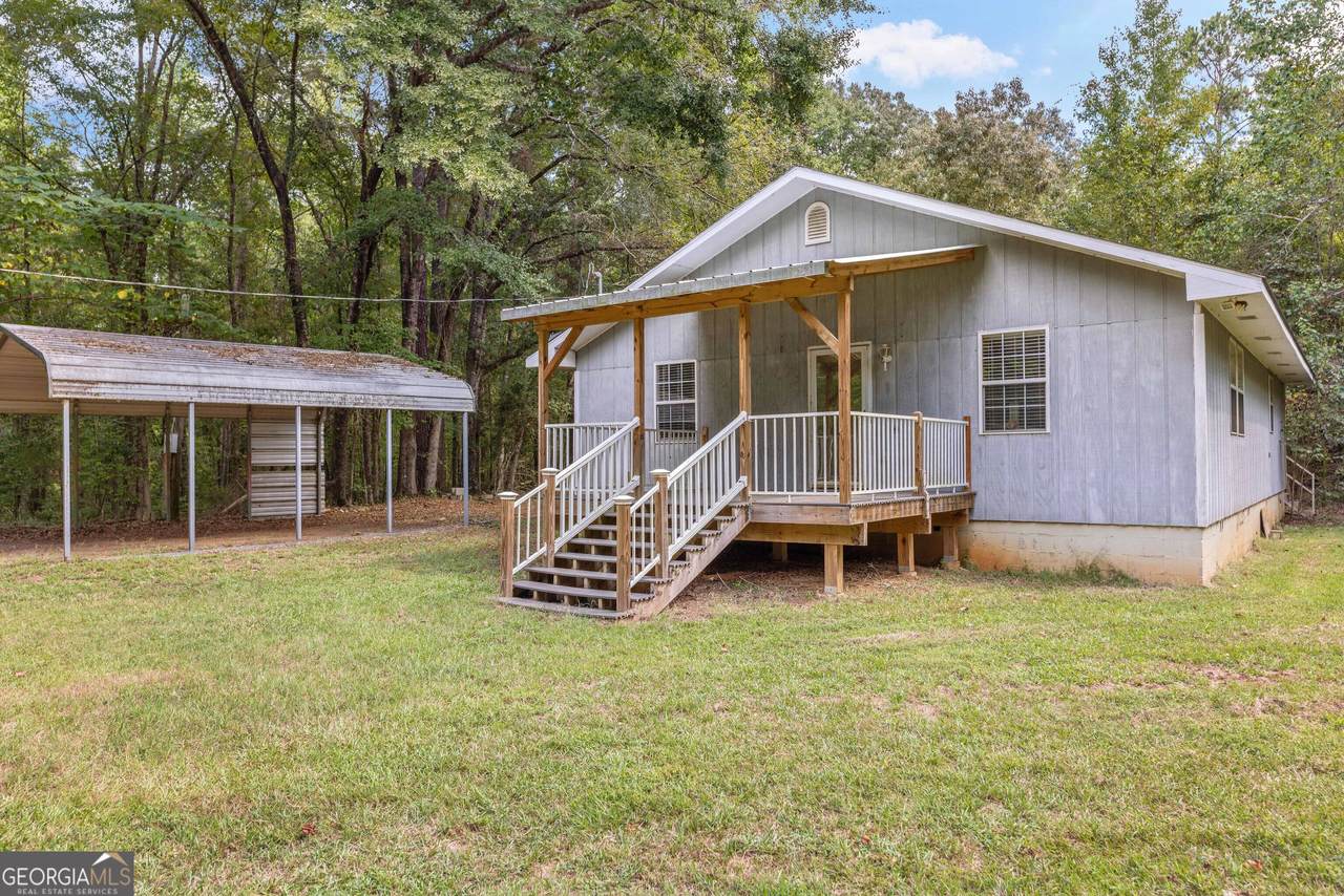5301 Geneva Highway - Photo 1