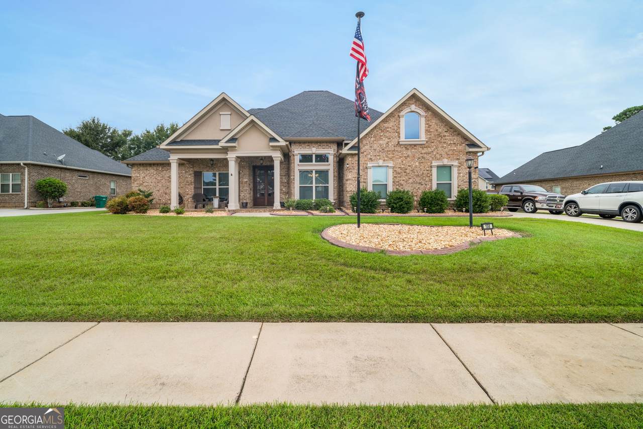 158 Abercorn Street - Photo 1