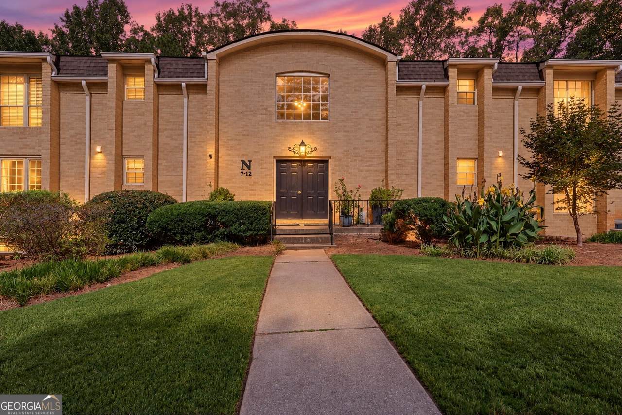 5400 Roswell Road - Photo 1
