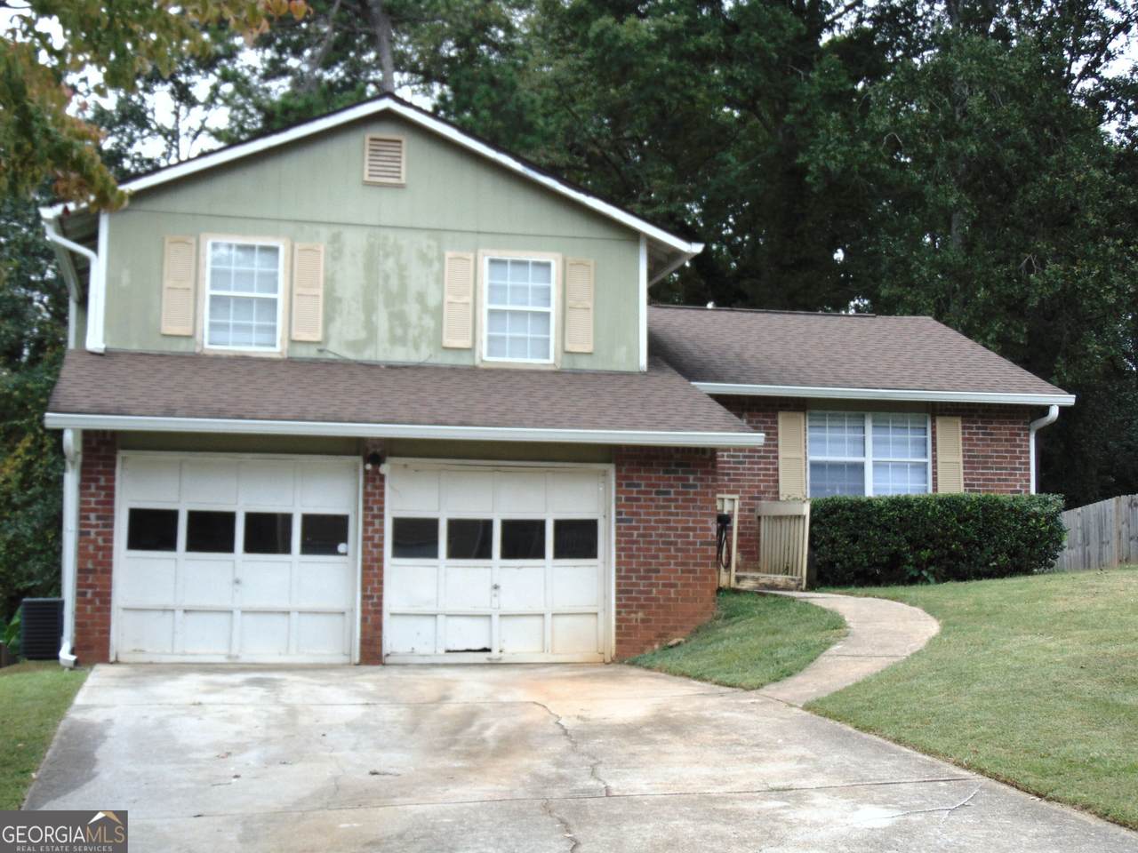 1187 Mannbrook Drive - Photo 1
