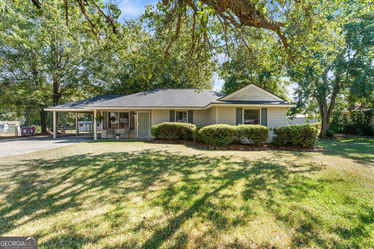 108 Shannon Lane - Photo 1