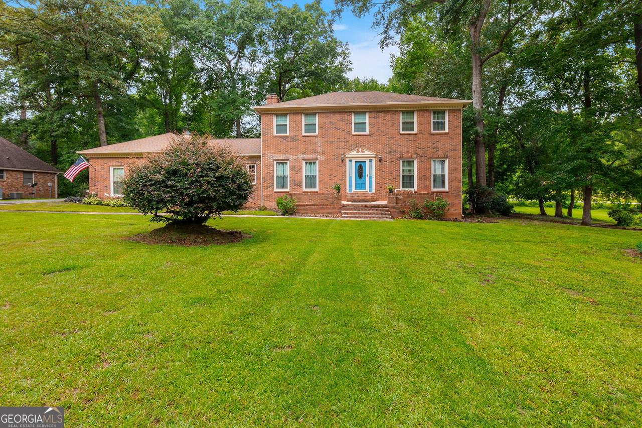 107 Springtime Drive - Photo 1