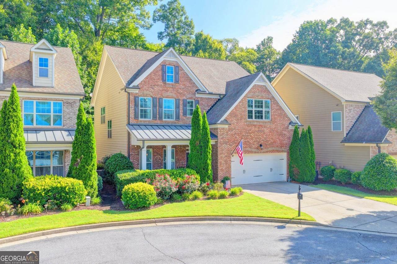 7220 Winthrop Road - Photo 1