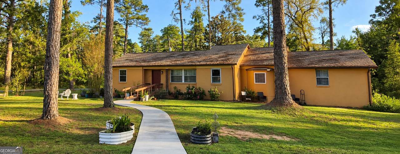 505 Lewis Drive - Photo 1