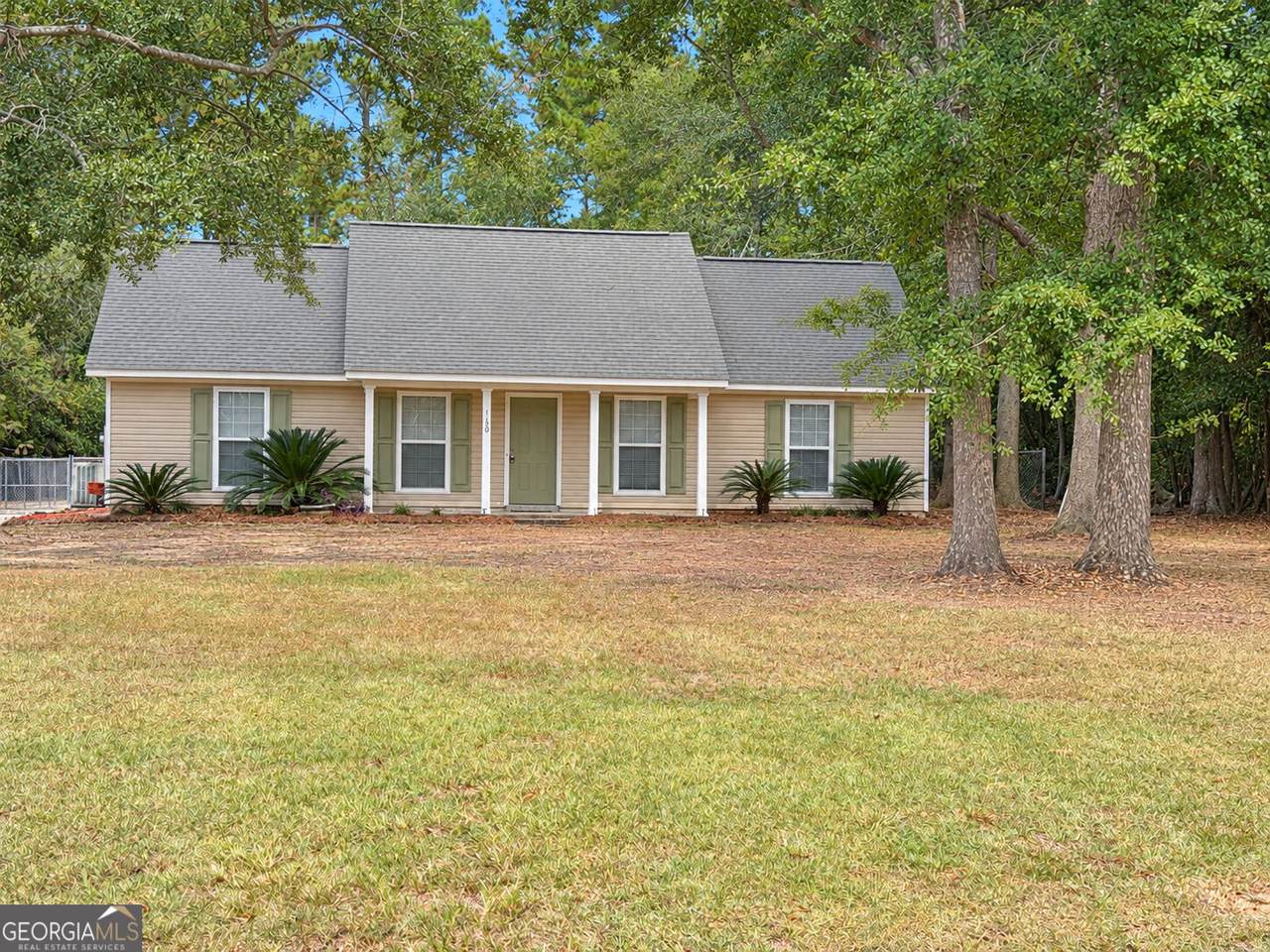 130 Pine Street - Photo 1